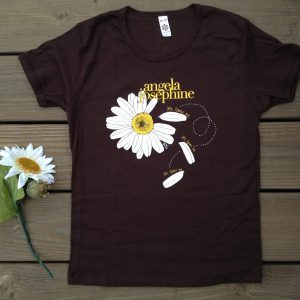 Daisy Love T-shirt - Angela Josephine